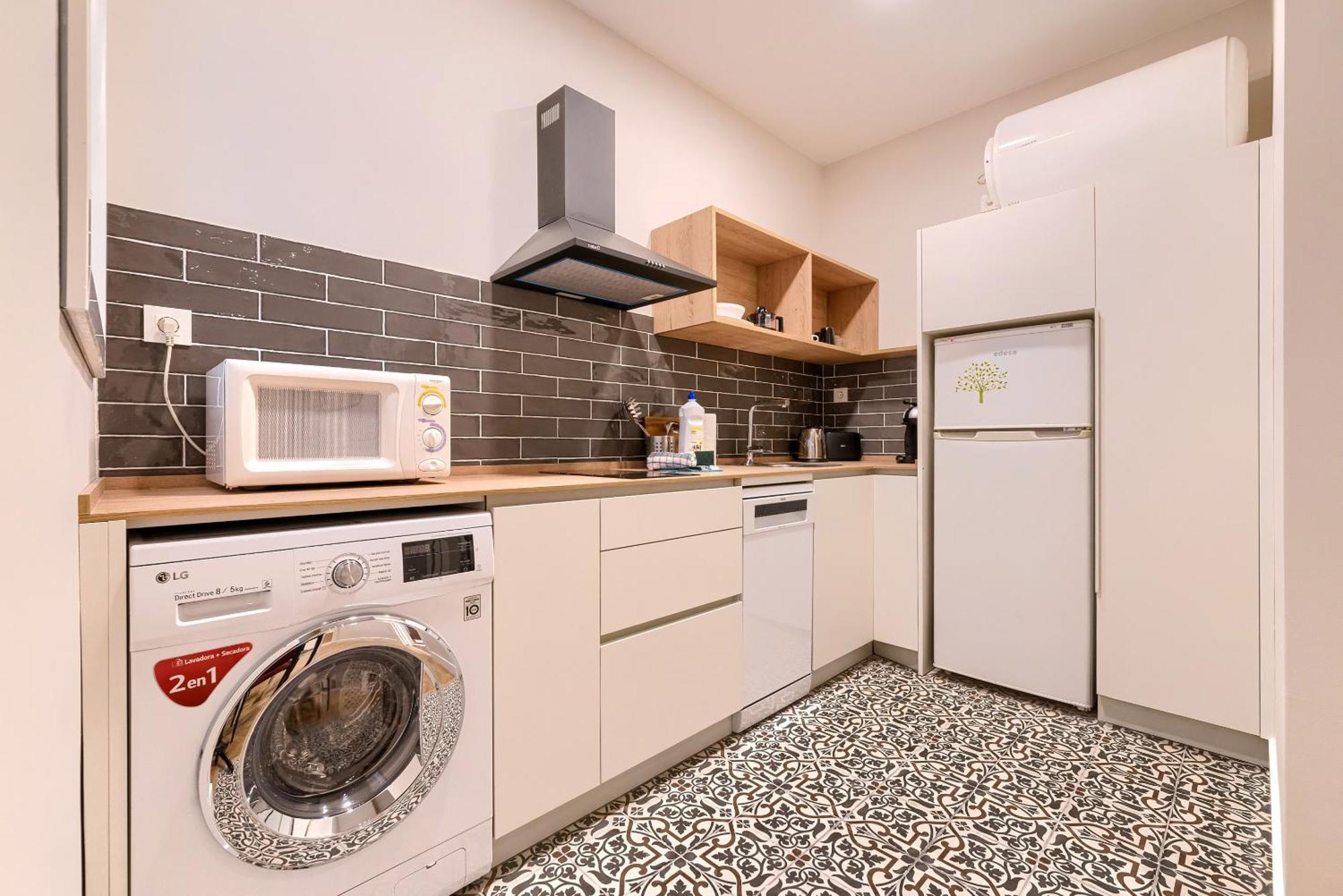 Euskalduna, Vivienda Turistica Moderna Y Renovado Bilbao Esterno foto